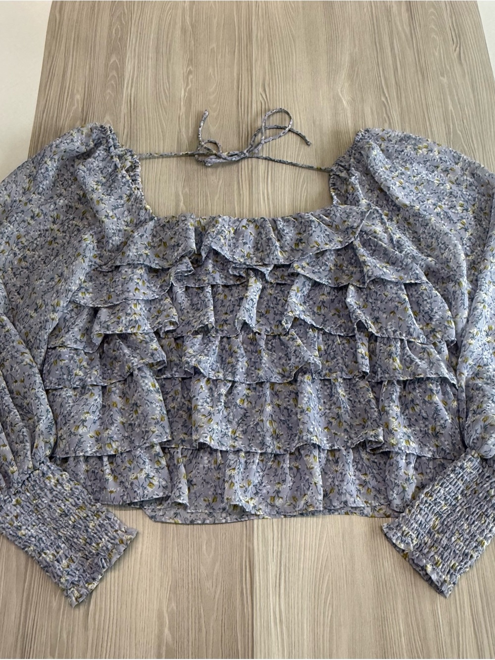 ASTR the Label Floral Smocked Ruffle Top Blue Lavender Puff Sleeve Square Neck M